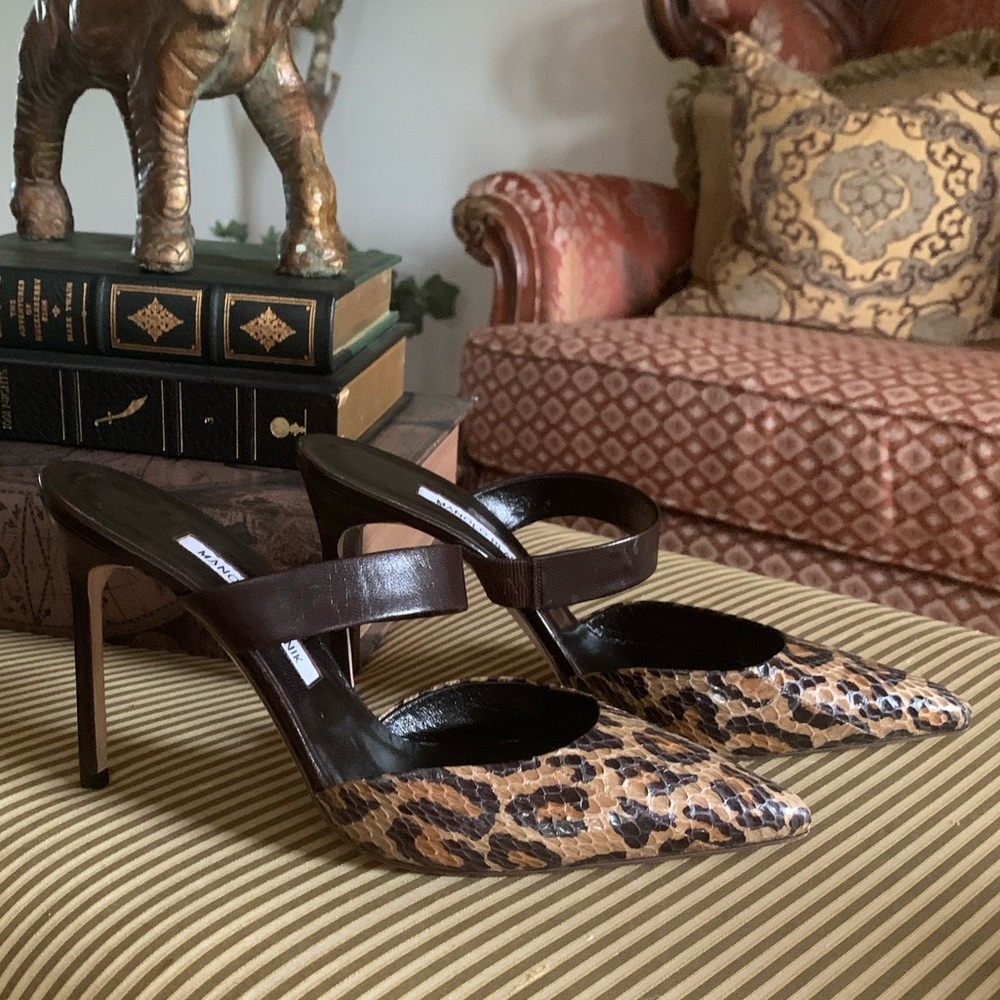 Manolo Blahnik Payton Snake Shoes pumps $935 New Authentic Guarantee